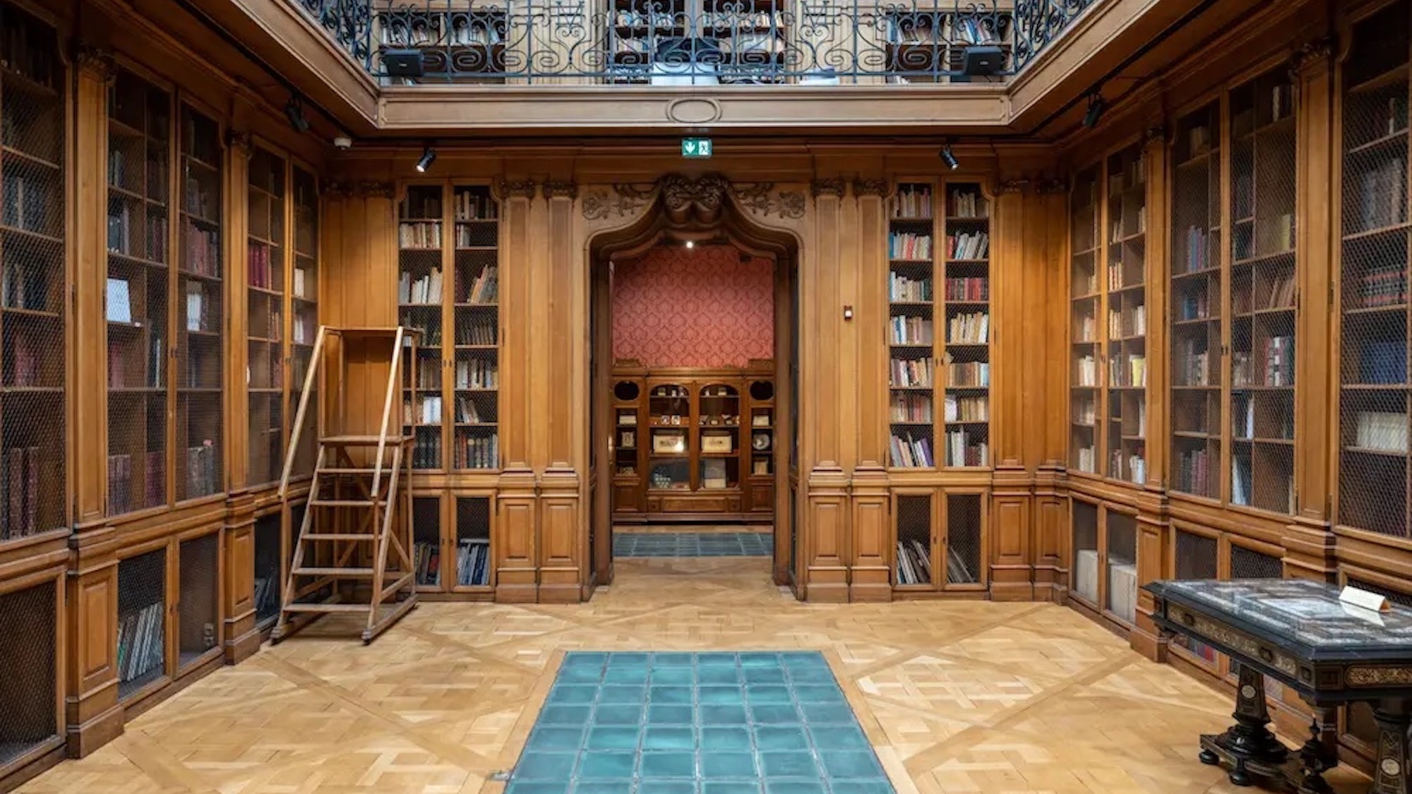 Cette bibliothèque méconnue aux portes de Paris est l’une des plus belles de la région bibliotheque-smith-lesouef-nogent-marne-livres-col