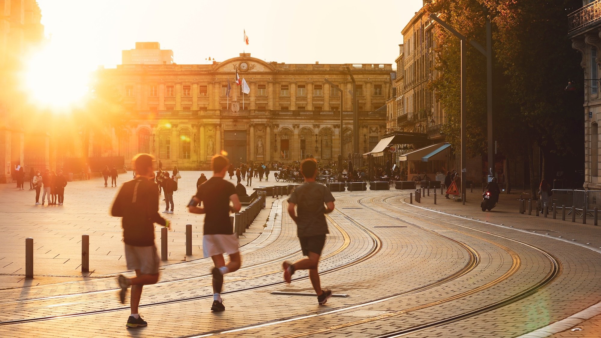 running-bordeaux