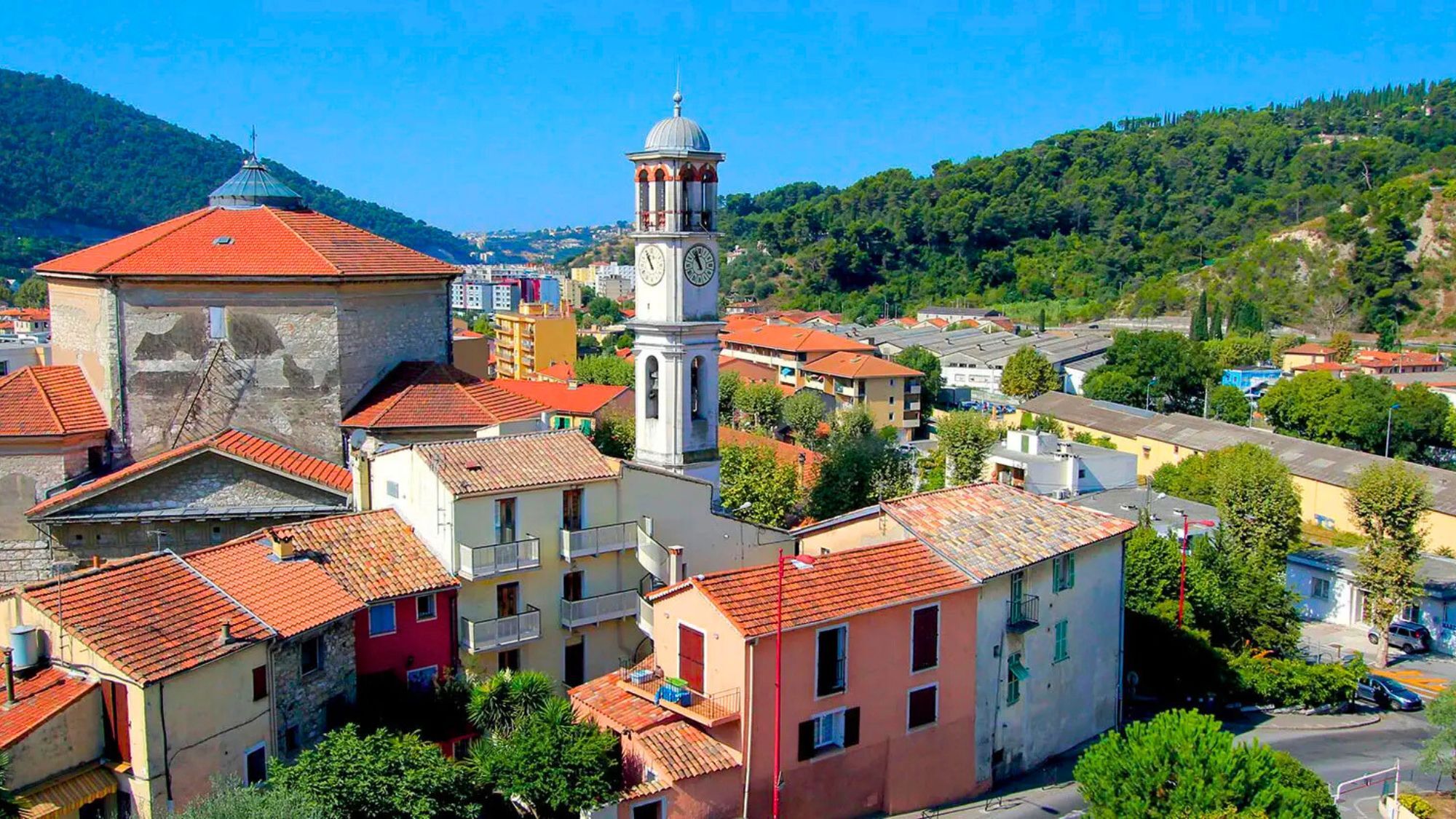 Cette commune à 8km de Nice est la moins chère pour acheter une maison couv-bonbon-7-