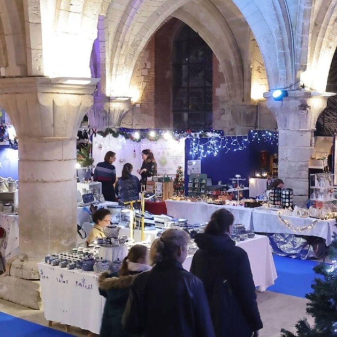 abbaye-voutes-sapin-lumieres