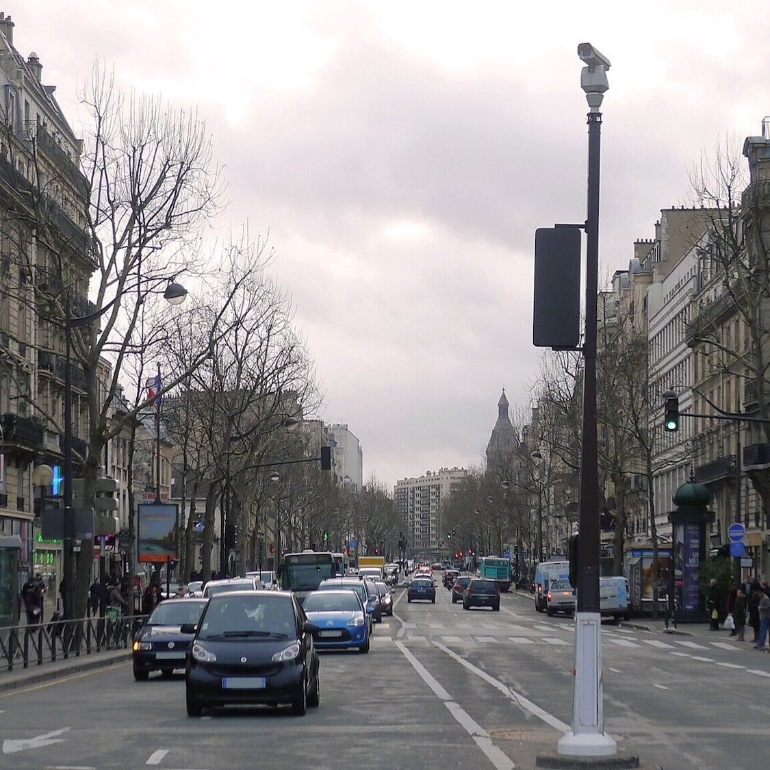 2048px-p1150552-paris-xiv-avenue-du-ge-ne-ral-lecl