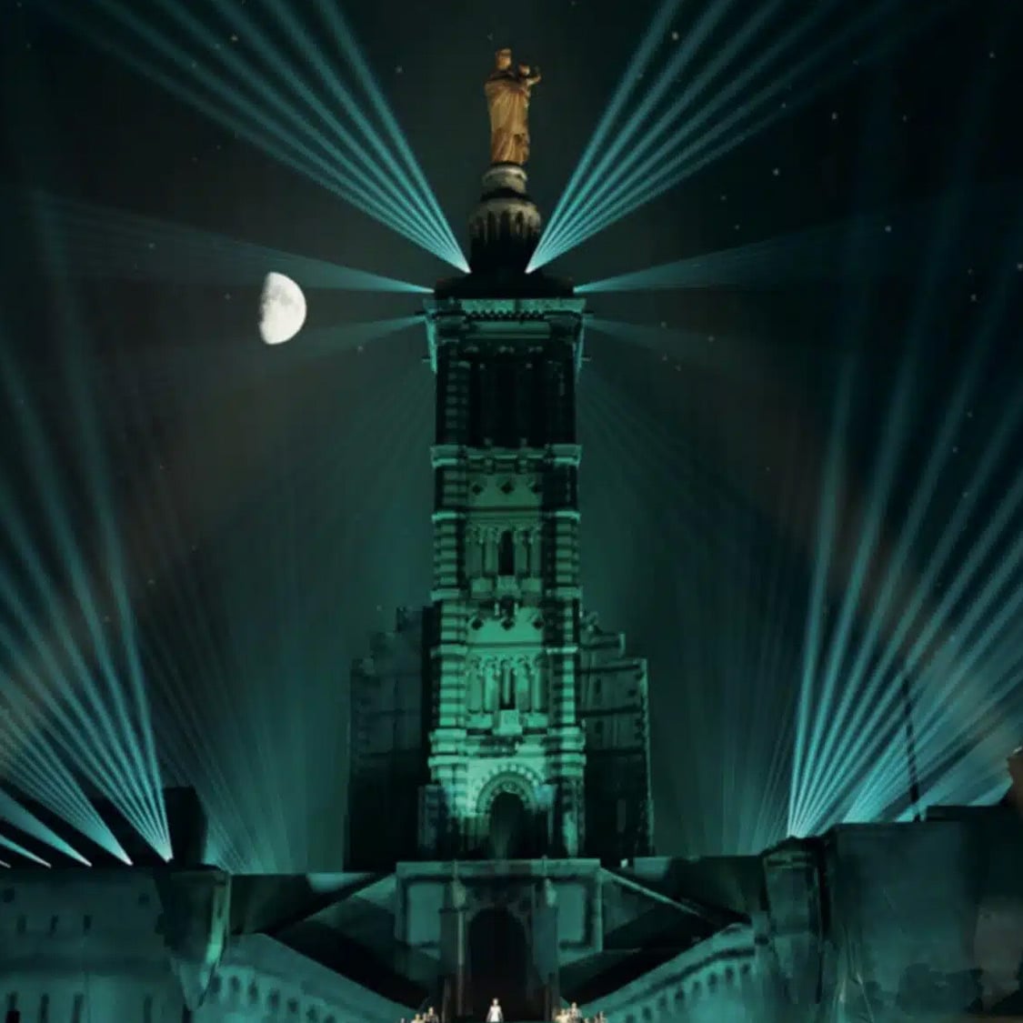 Un spectacle grandiose débarque à Marseille pour l'inauguration de la Bonne Mère spectacle-inauguration-bonne-mere-notre-dame-garde