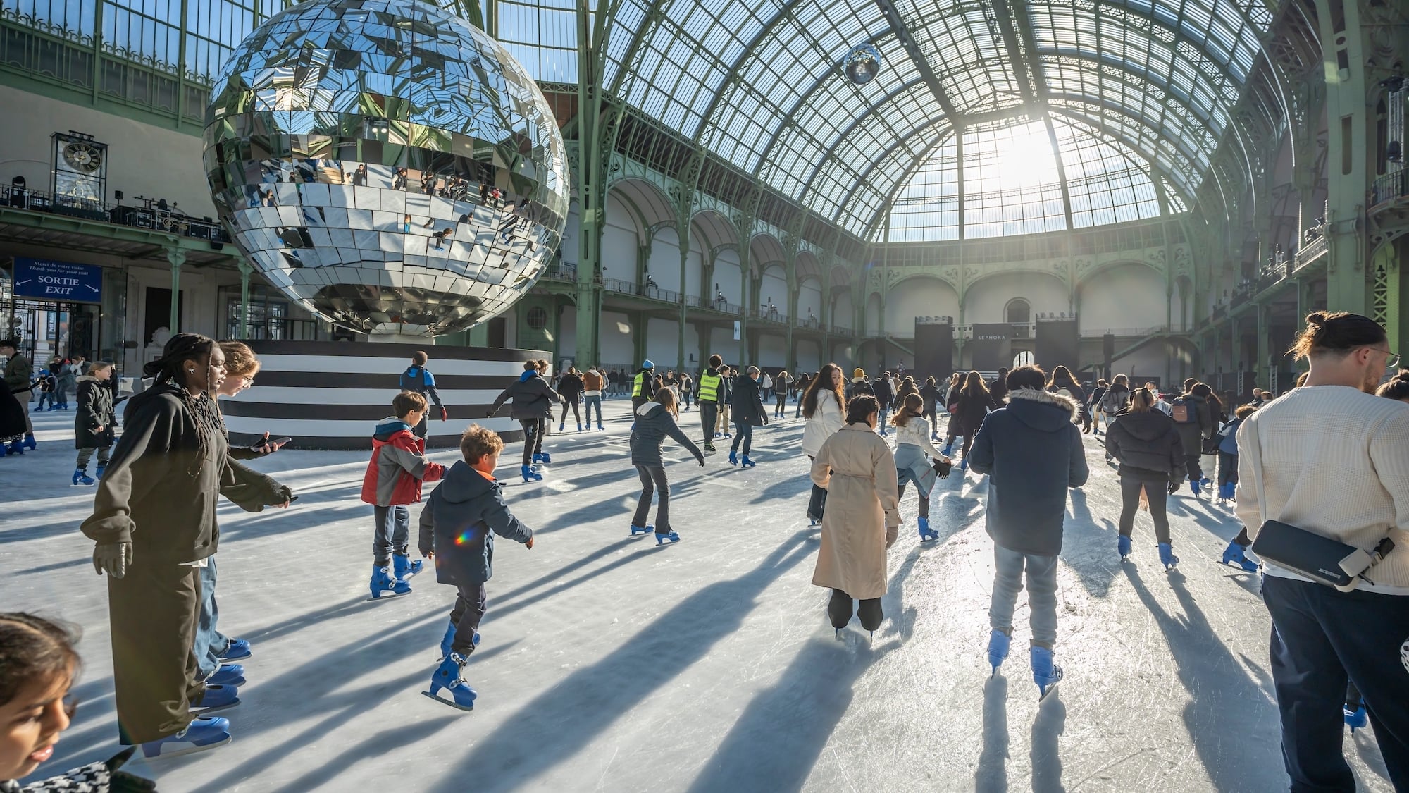 shutterstock-2564173981