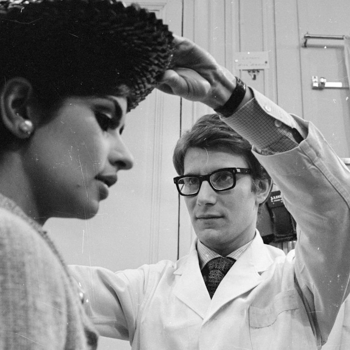 Une exposition consacrée à Yves Saint Laurent débarque à Lyon pendant plus d'un mois exposition-yves-saint-laurent-lyon-1
