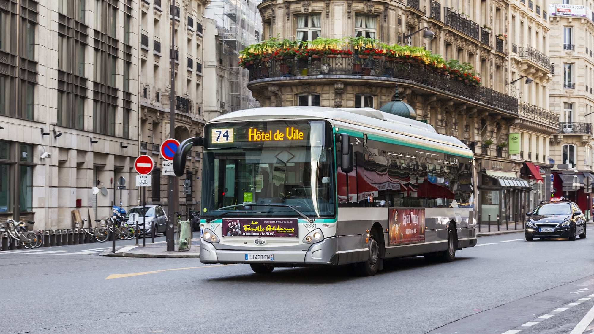 bus-74-paris-hotel-de-ville-soleil-velub-gratuite-