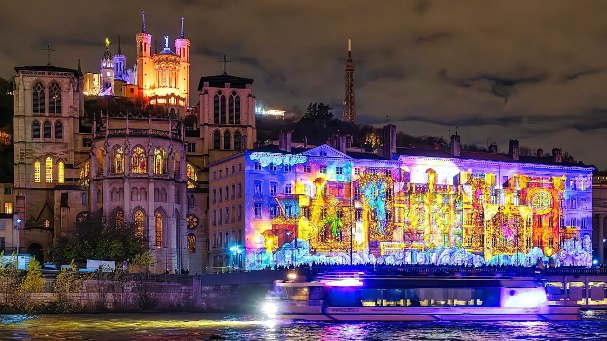 Fête des Lumières 2025 : voici la création qui a été élue plus belle oeuvre de cette édition fete-lumieres-2025-plus-belle-oeuvre-malles-persan