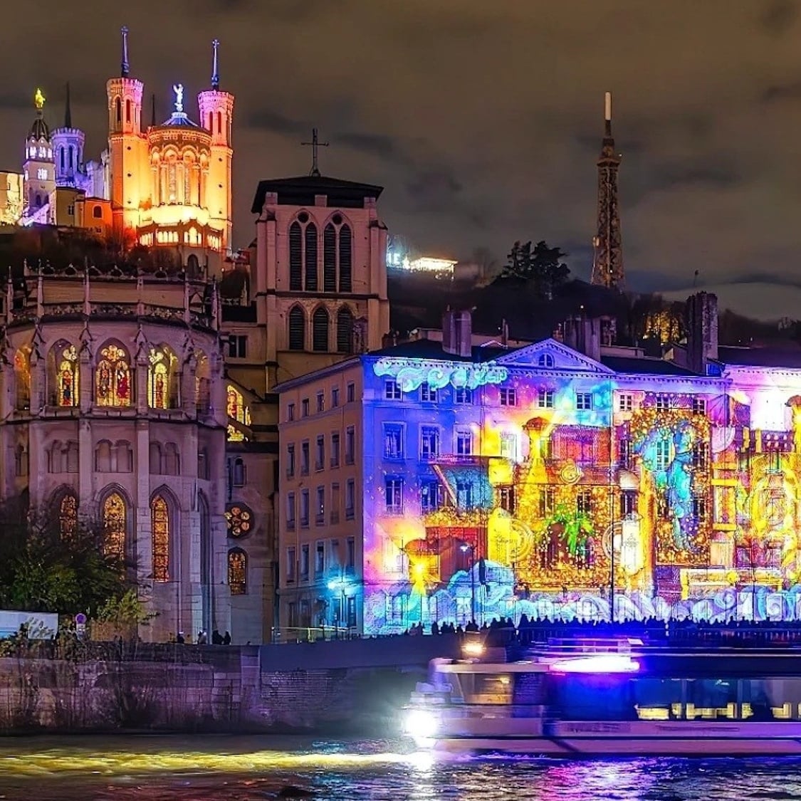 Fête des Lumières 2025 : voici la création qui a été élue plus belle oeuvre de cette édition fete-lumieres-2025-plus-belle-oeuvre-malles-persan