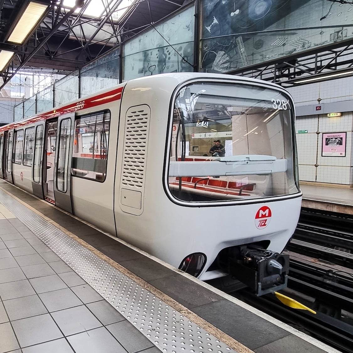 Le président de la Métropole promet des métros 24h/24 le week-end à Lyon en 2027 metros-24h-24-week-end-lyon-2027