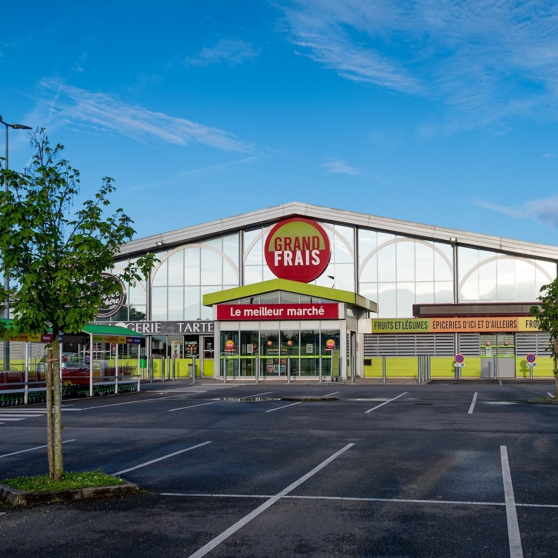 shutterstock-2457718685