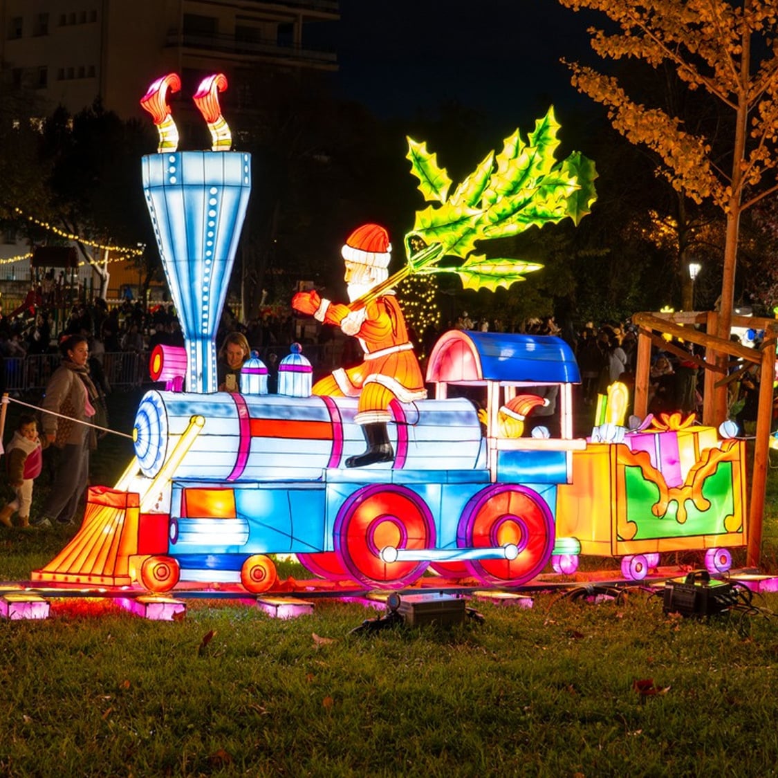 Une magnifique forêt enchantée débarque à Marseille pour Noël fore-t-enchange-e-marseille-noel