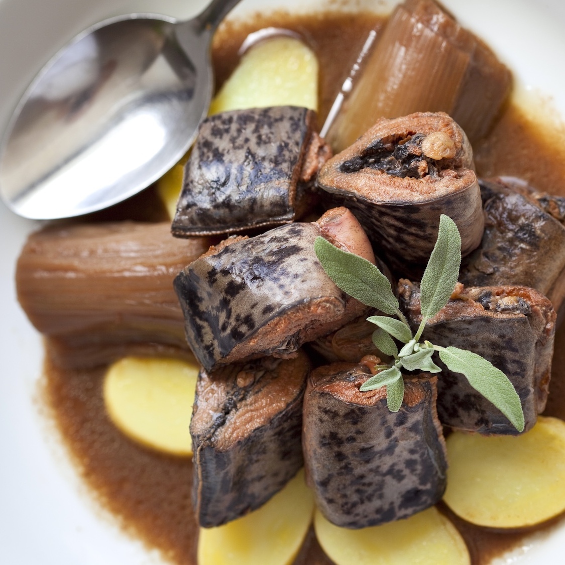 Les spécialités girondines que 90% des Bordelais ne connaissent même pas lamproie-bordelaise