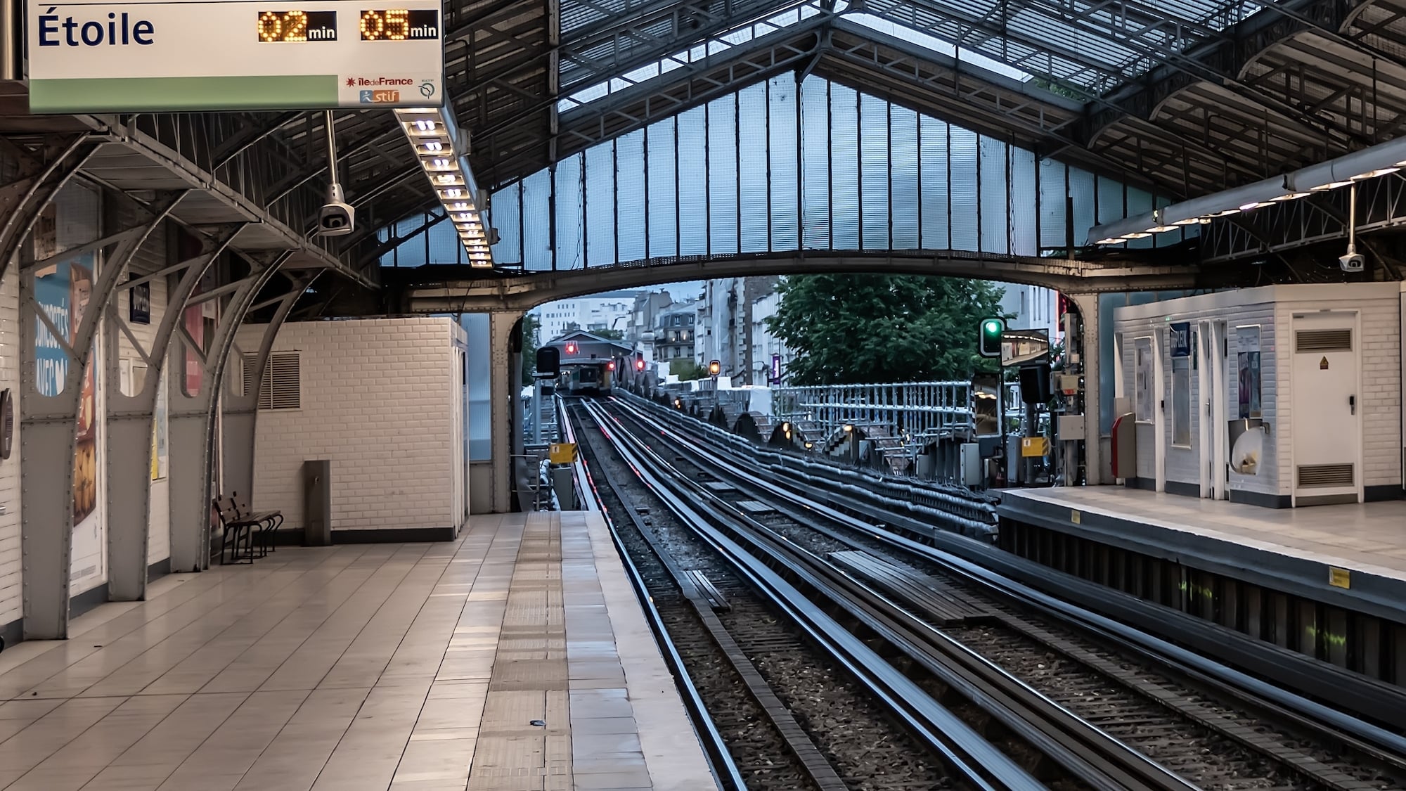 shutterstock-2323614863