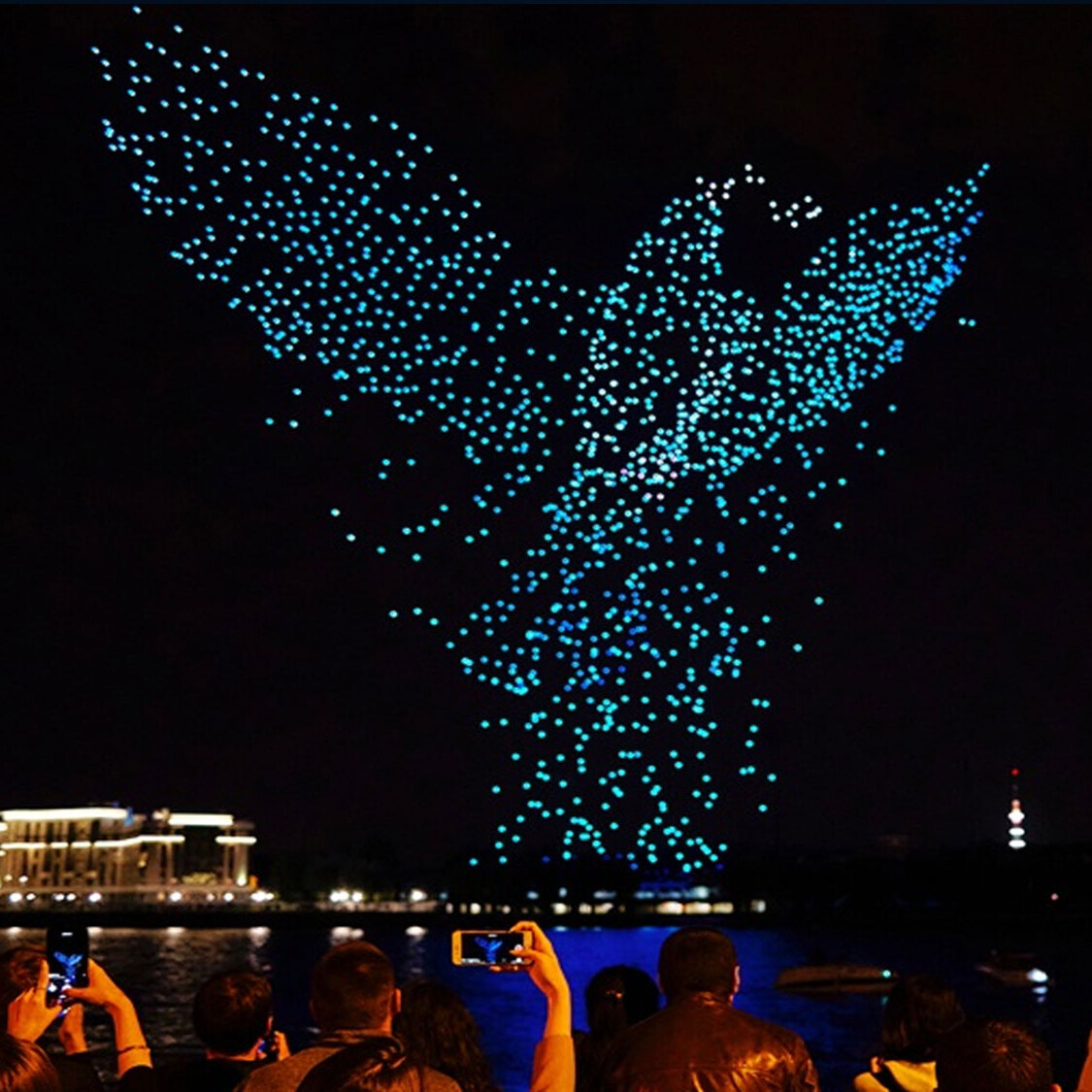 spectale-drones-lumineux-marseille