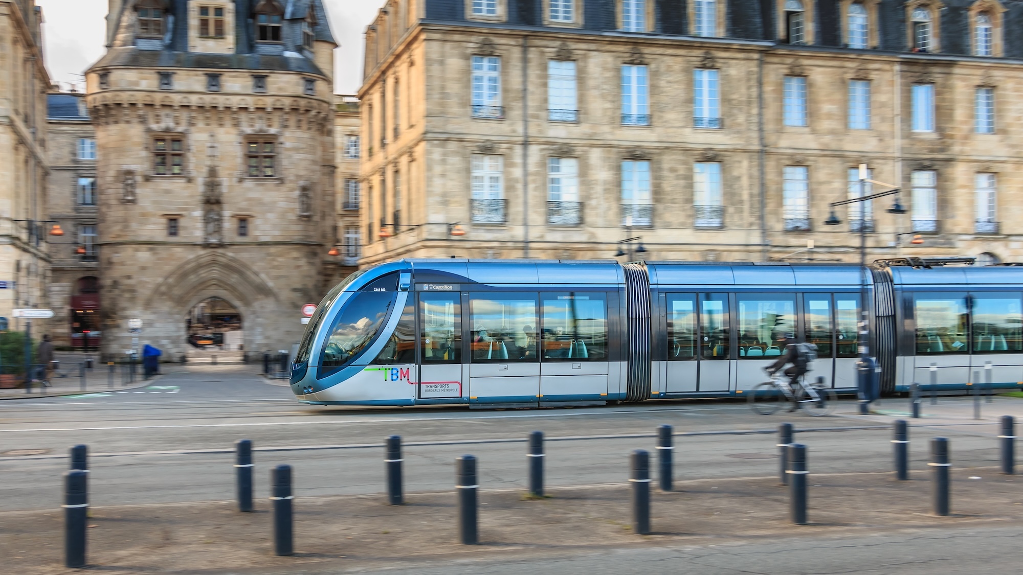 tram-gare-aeroport-bordeaux