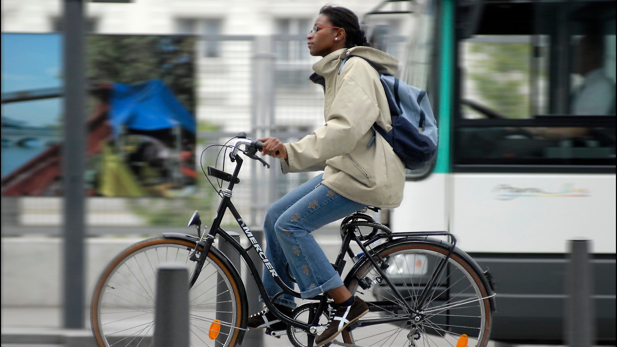 velo-bus-paris-circulation-voie-traffic-vitesse-ac