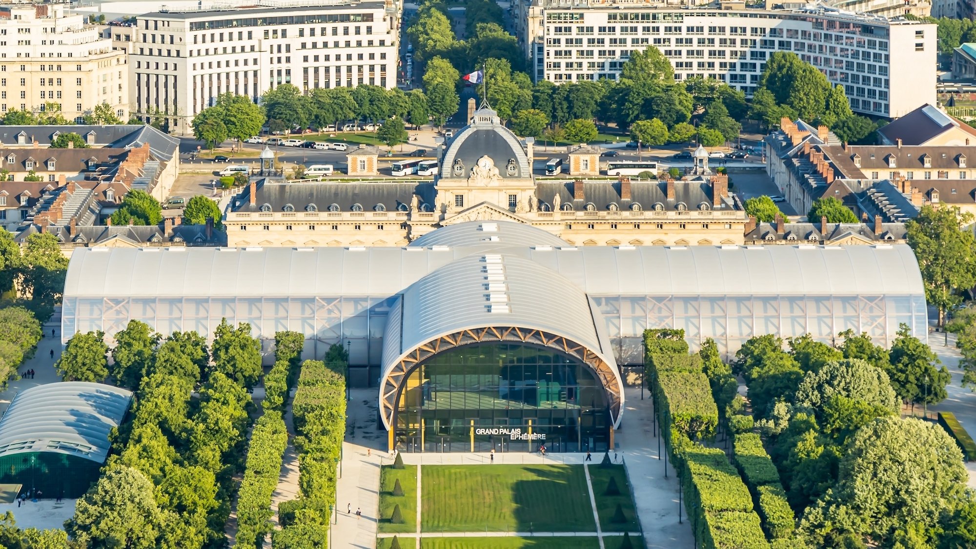 grand-palais-ephemere-champ-de-mars-demontage-le-b