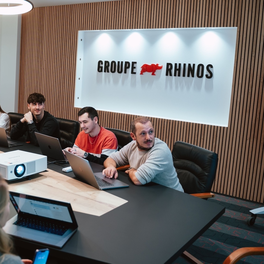 groupe-rhinos-la-rochelle-marketing-relationnel