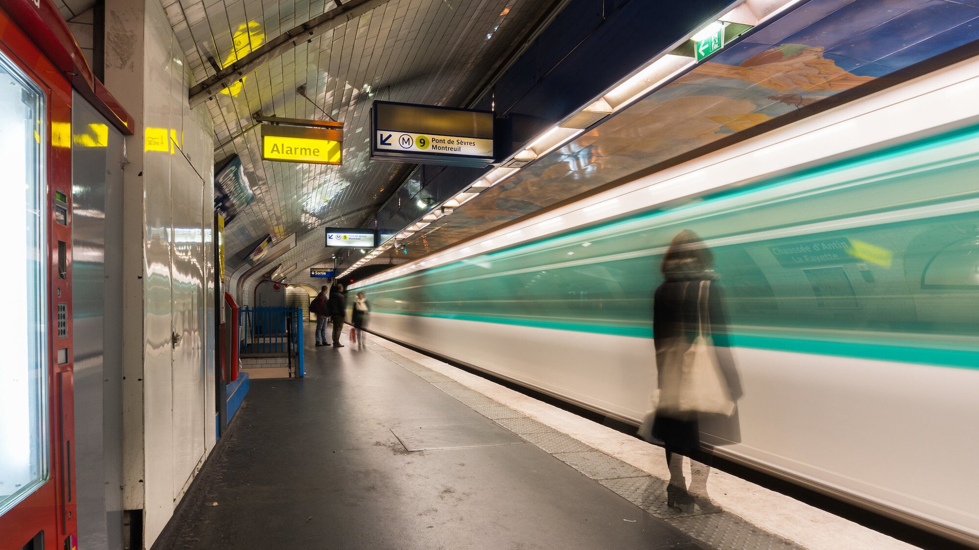 metro-paris-9-travaux-quais-attente-usagers-vitess