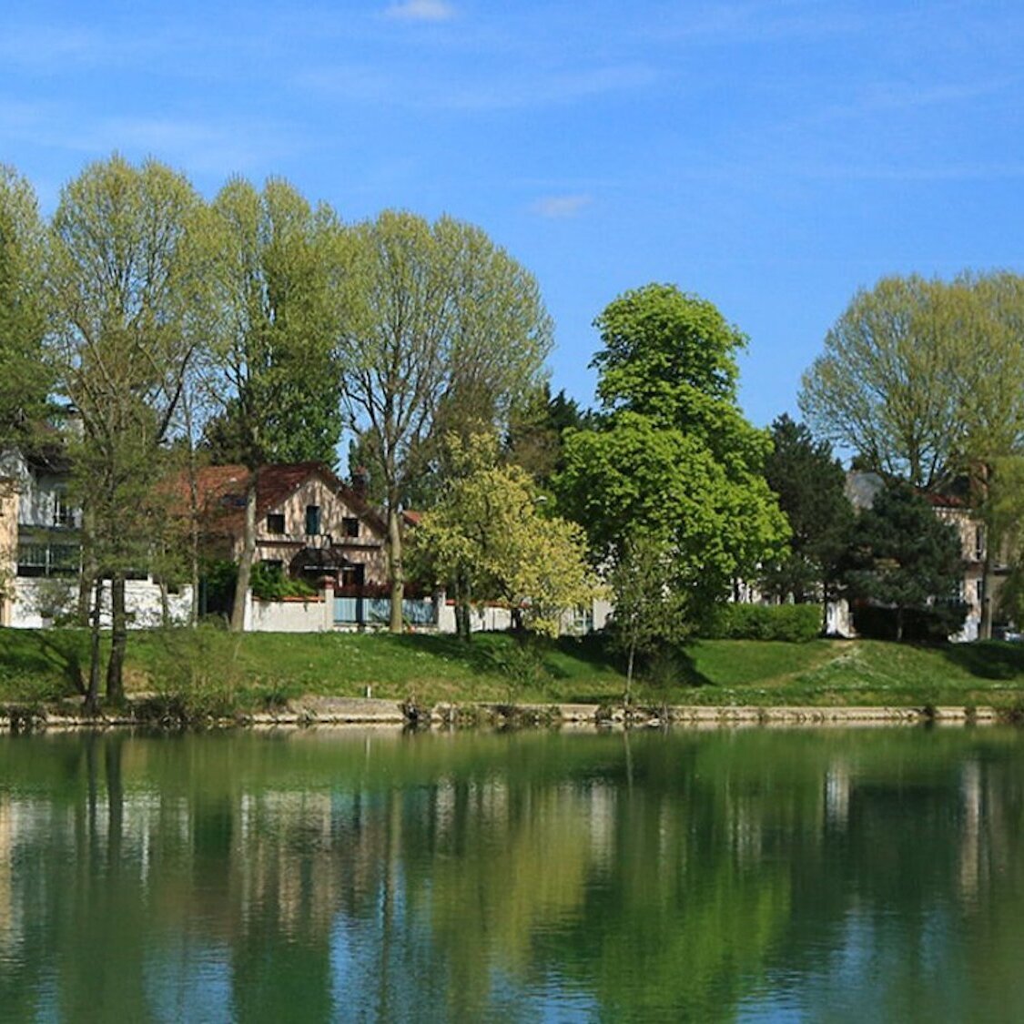 saint-maur-des-fosse-s-seine-berges-maisons-calme-