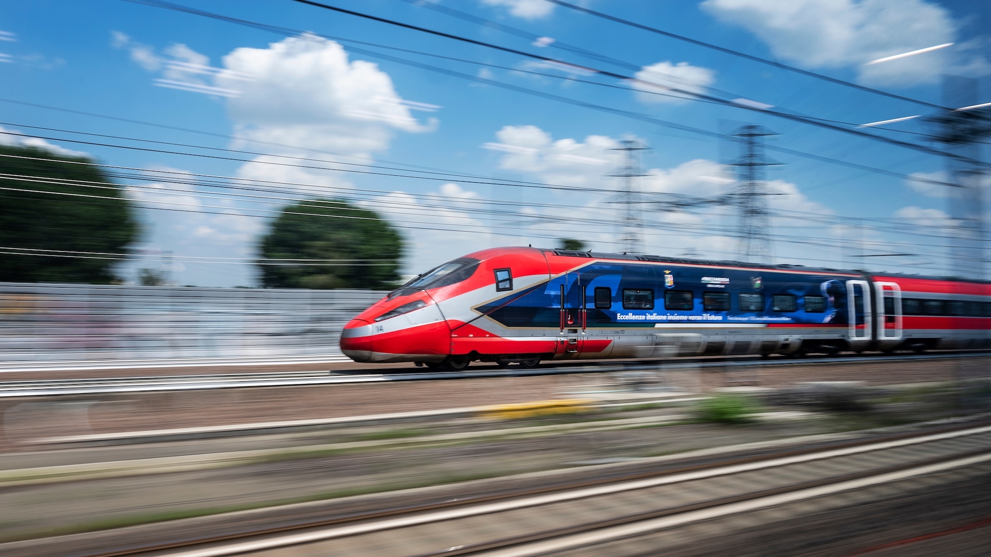 train-vitesse-rail-tgv-trenitalia-sncf-paris-marse