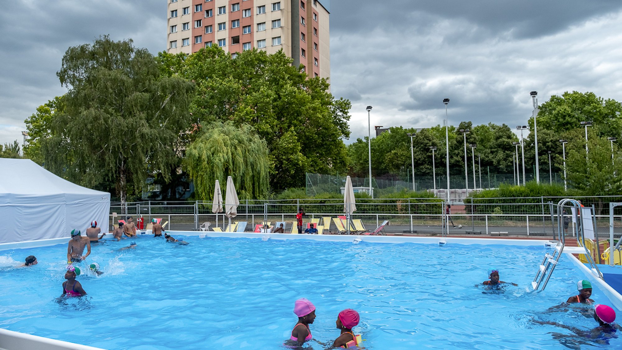 piscine-gratuite-centre-sportif-poisonners-le-bonb