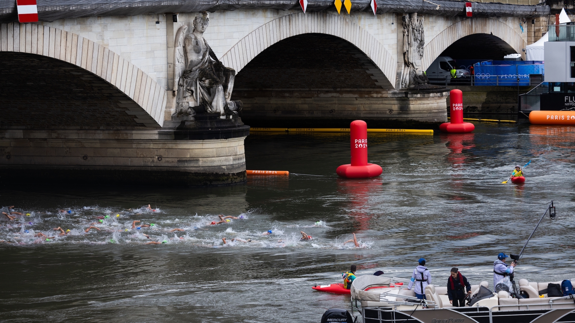 The first Aquathlon in Paris is coming this weekend! shutterstock-2534077163