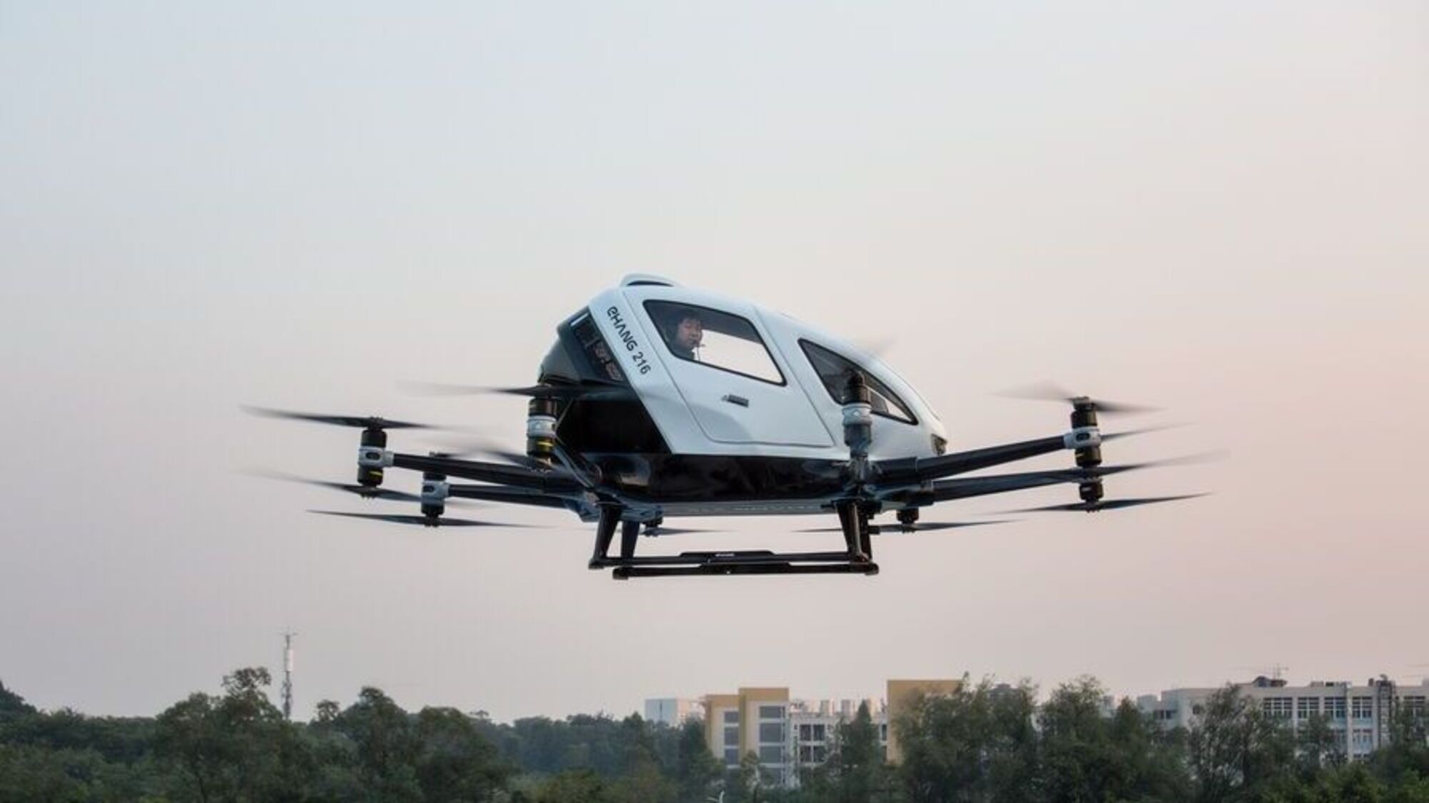 ehang-taxis-volants-1-1-