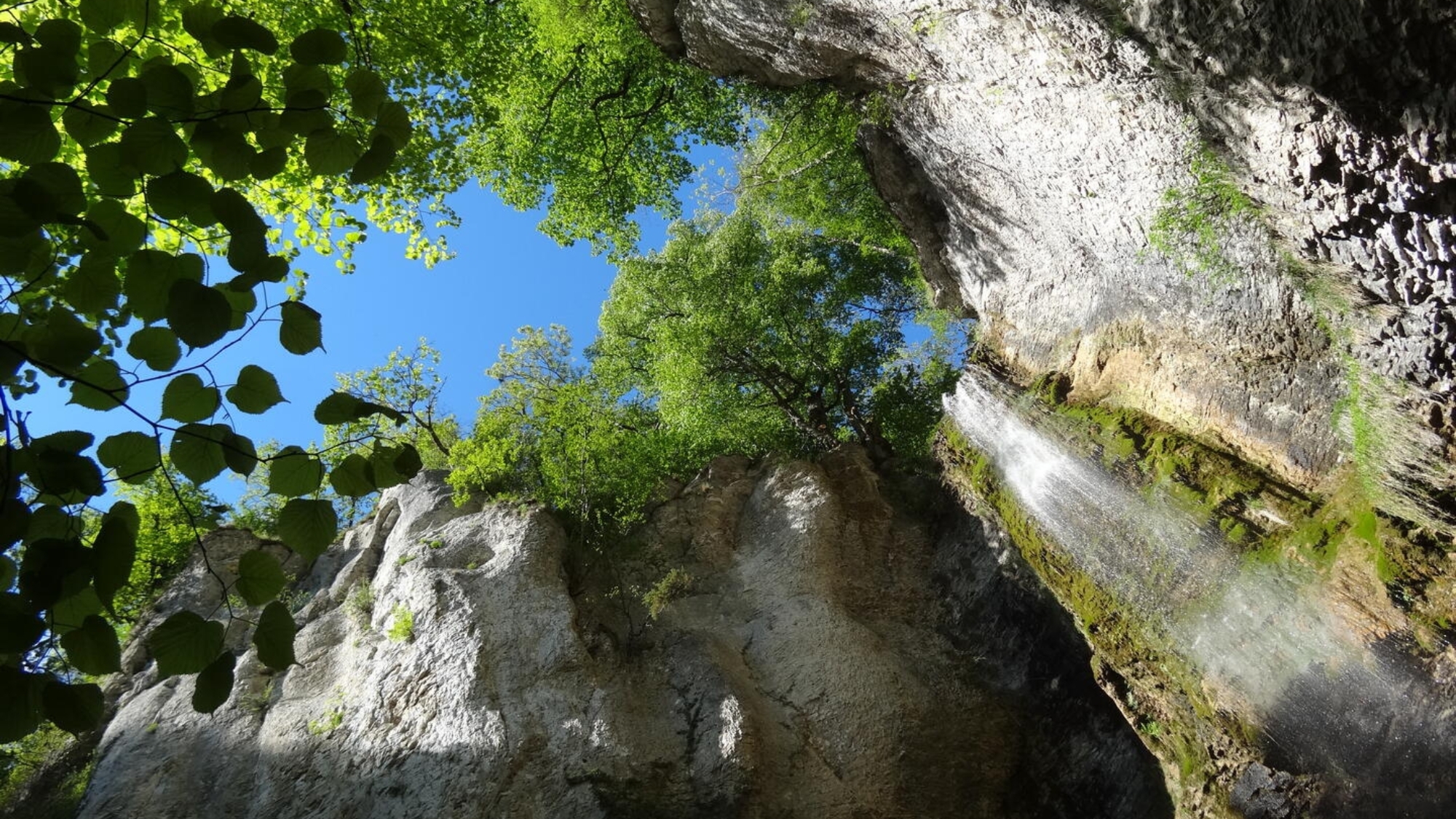 Une cascade au Bout du Monde ? C’est à 1h de Dijon ! cascade-cirque-du-bout-du-monde