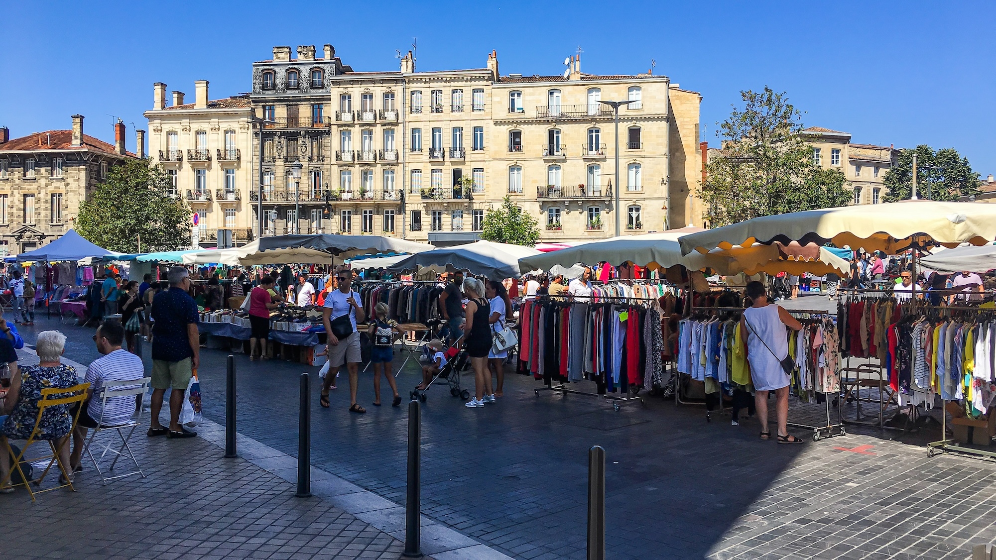 brocante-capucins-bordeaux