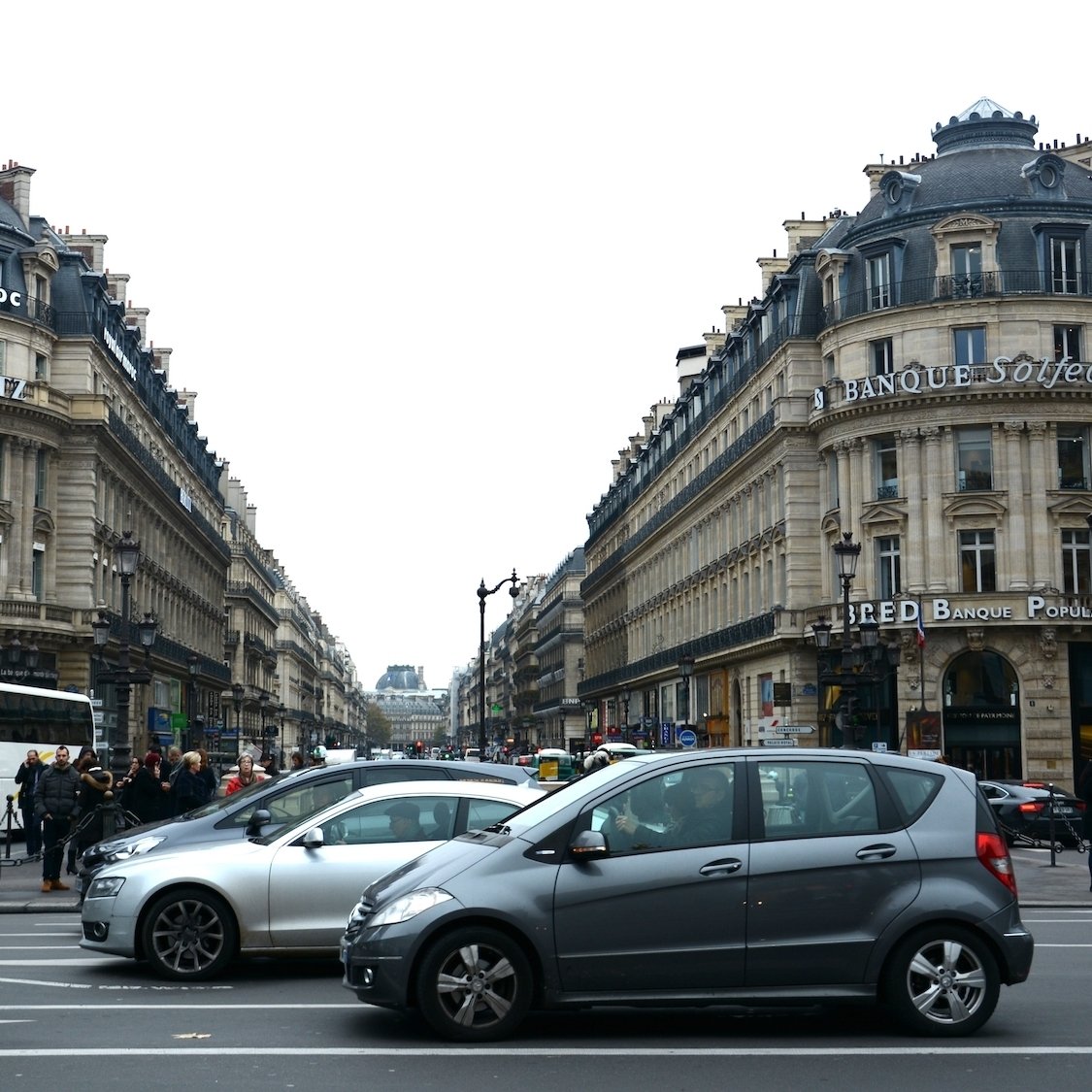 voitures-paris-opera-restrictions-circulation-dima