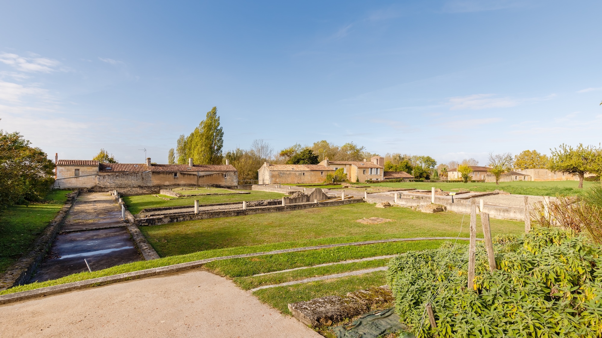 Une incroyable villa gallo-romaine datant de l'Antiquité se cache en Gironde villa-gallo-romaine-plassac