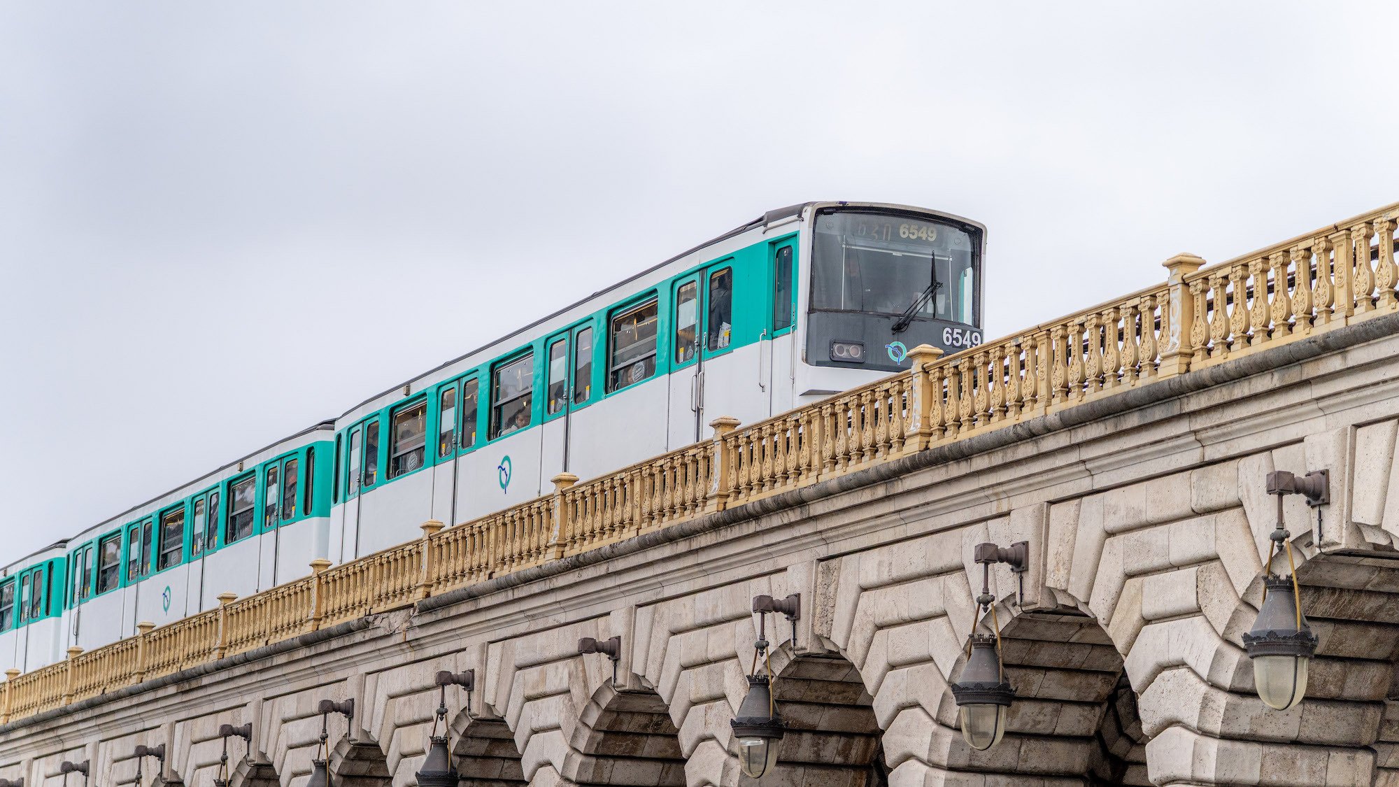 metro-6-14-lignes-ferme-es-dimanche-15-juin-le-bon