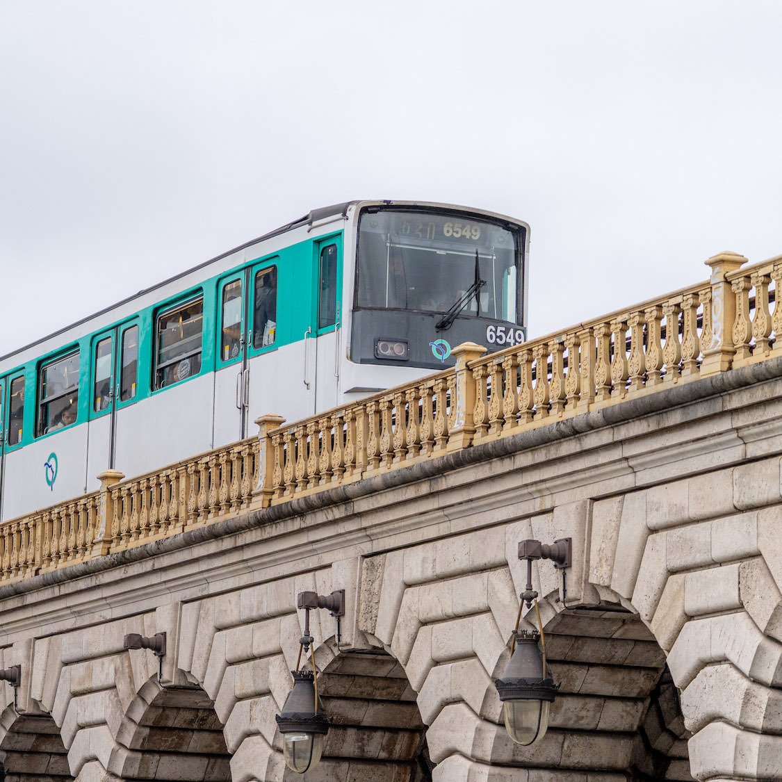 metro-6-14-lignes-ferme-es-dimanche-15-juin-le-bon