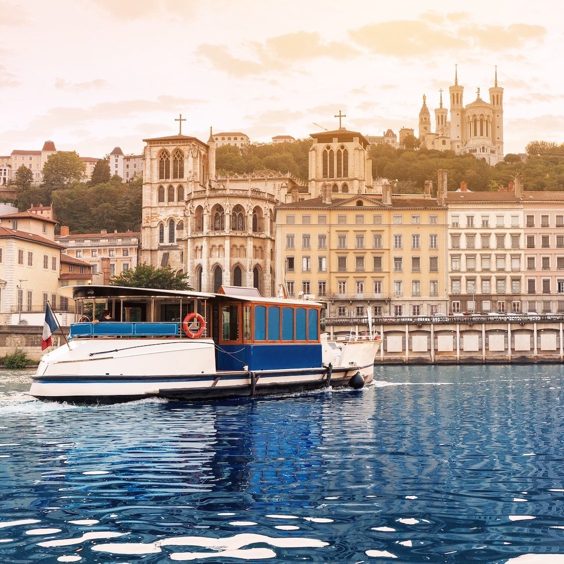 navigone-navette-fluviale-tcl-lyon