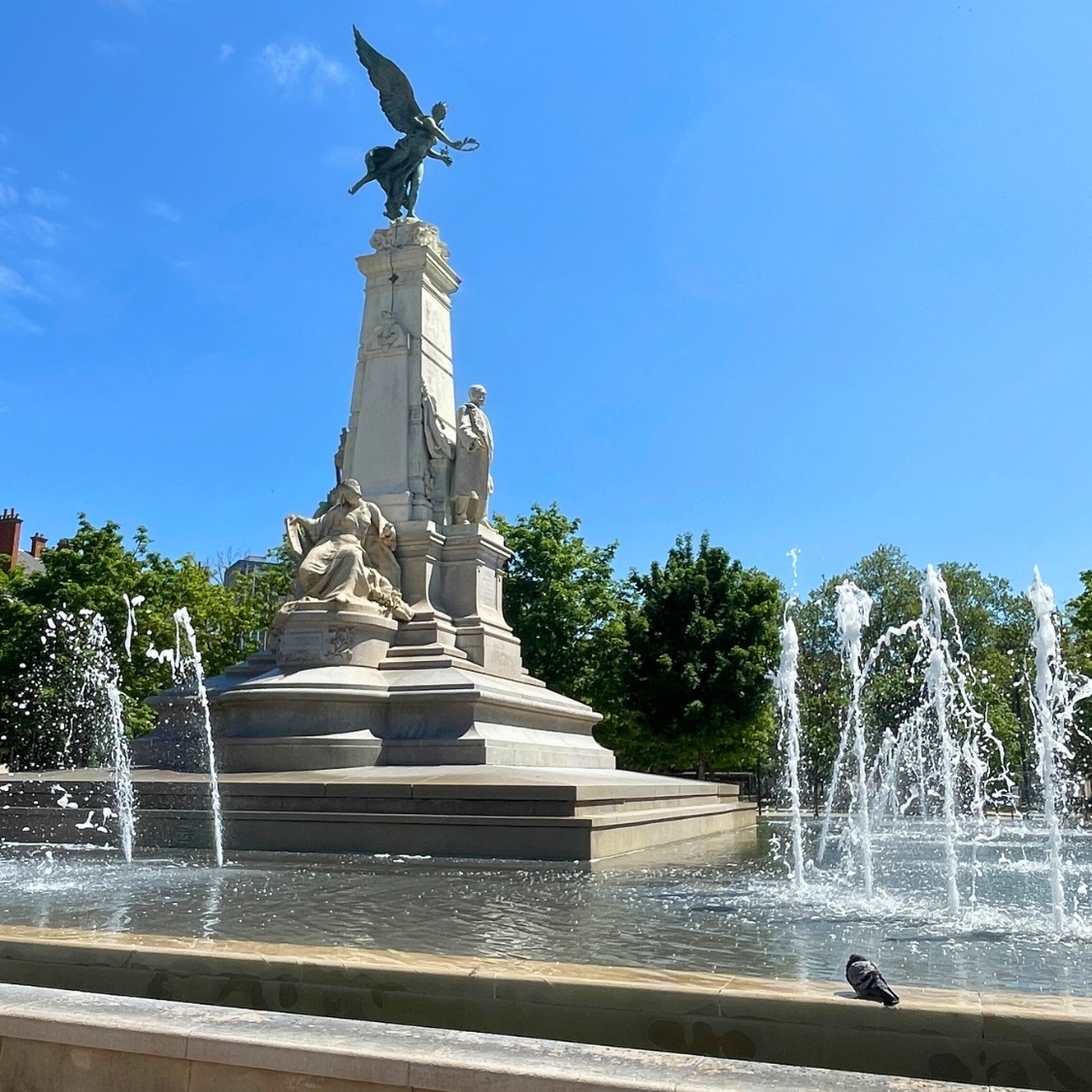 place-republique-dijon