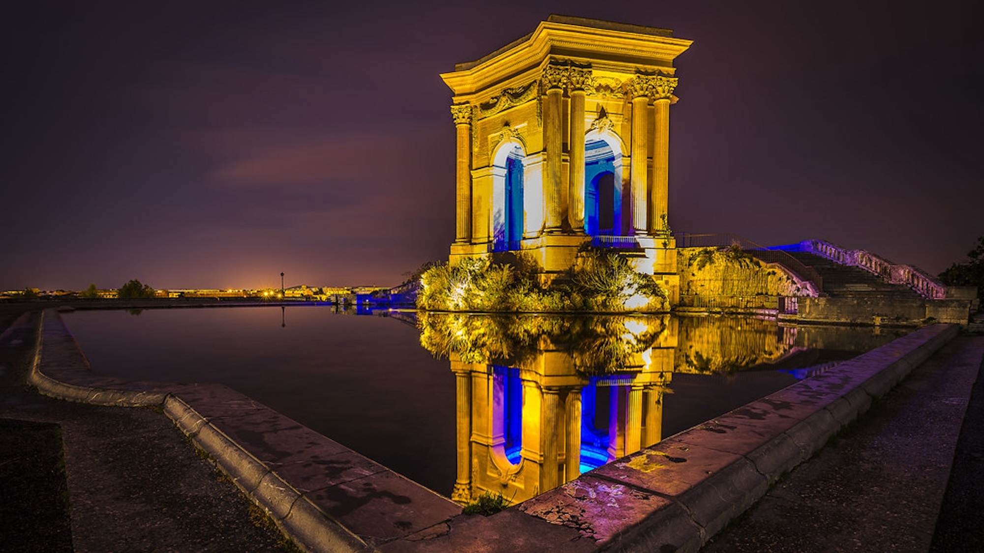 spectacle-son-lumiere-feu-artifice-montpellier-jui
