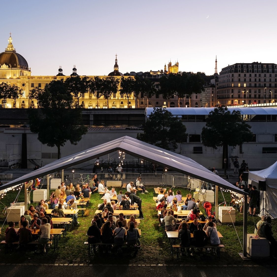 pique-nique-geant-quais-rhone-lyon