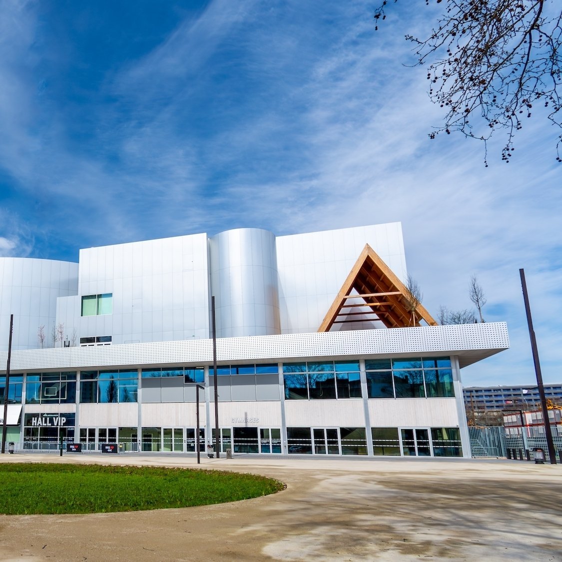 food-court-adidas-arena-colle-braise-allo-florida-