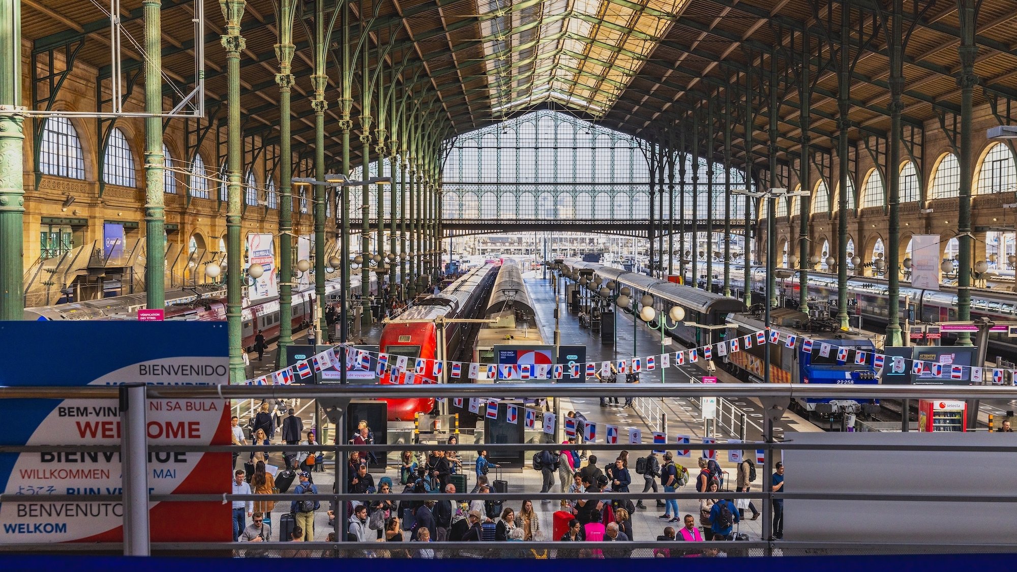 gare-du-nord-voyageurs-trains-quais-trafic-interro