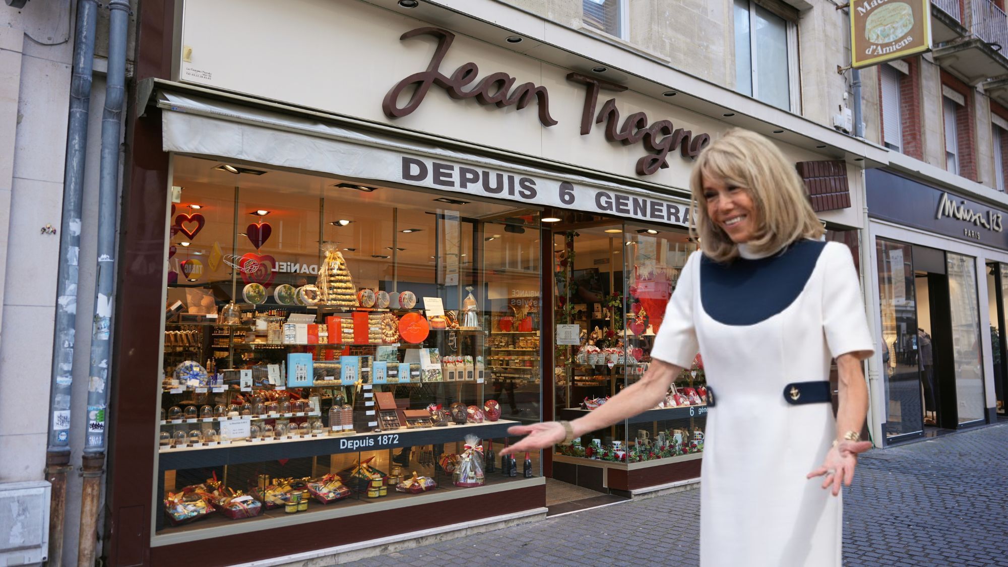 chocolaterie-jean-trogneux-vitrine-brigitte-macron