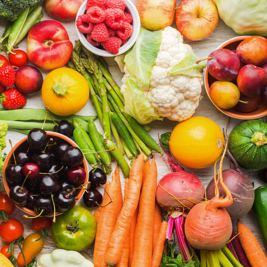 12 fruits et légumes et leurs bienfaits à dévorer au printemps legumesfruits