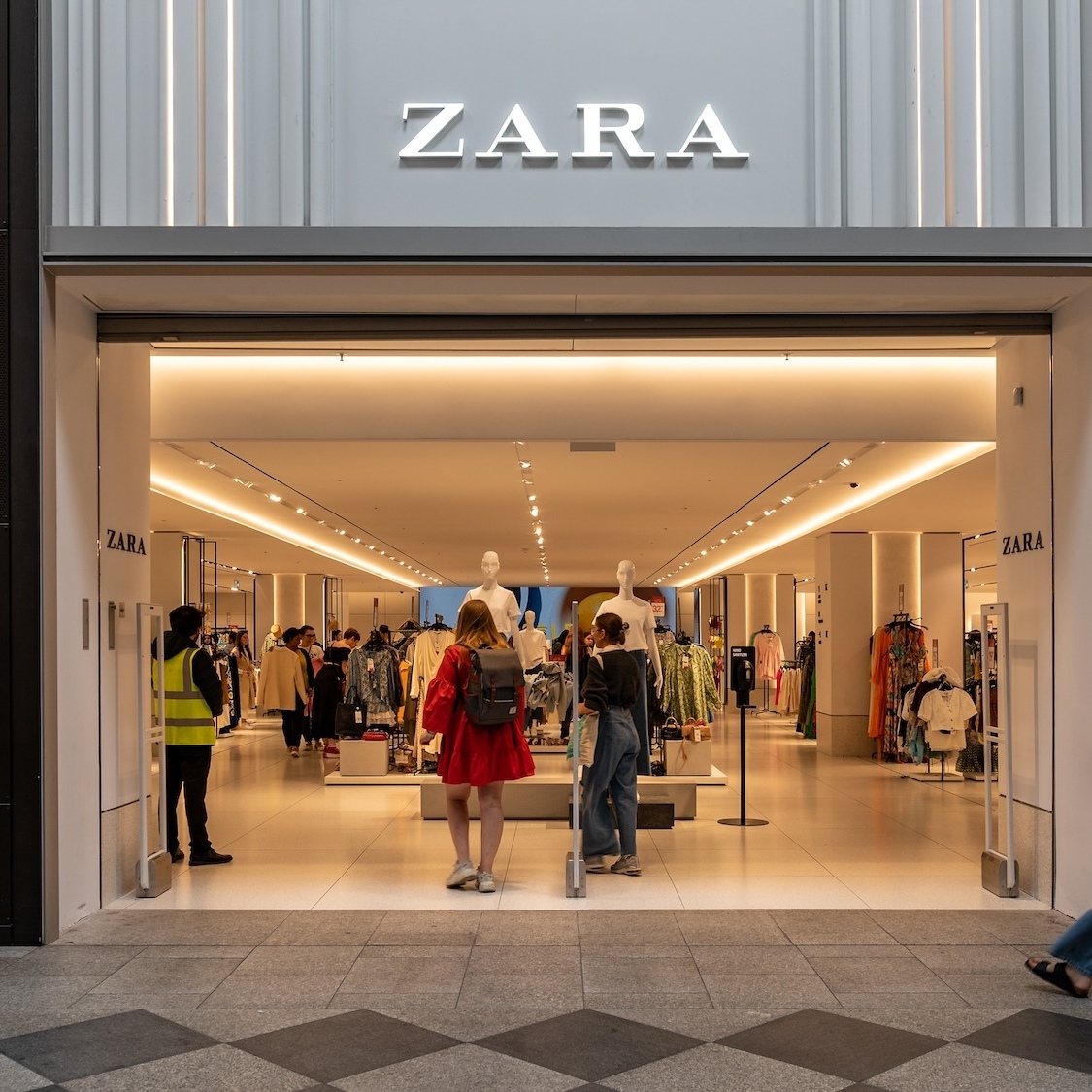 zara-plus-grand-magasin-monde-belgique-anvers