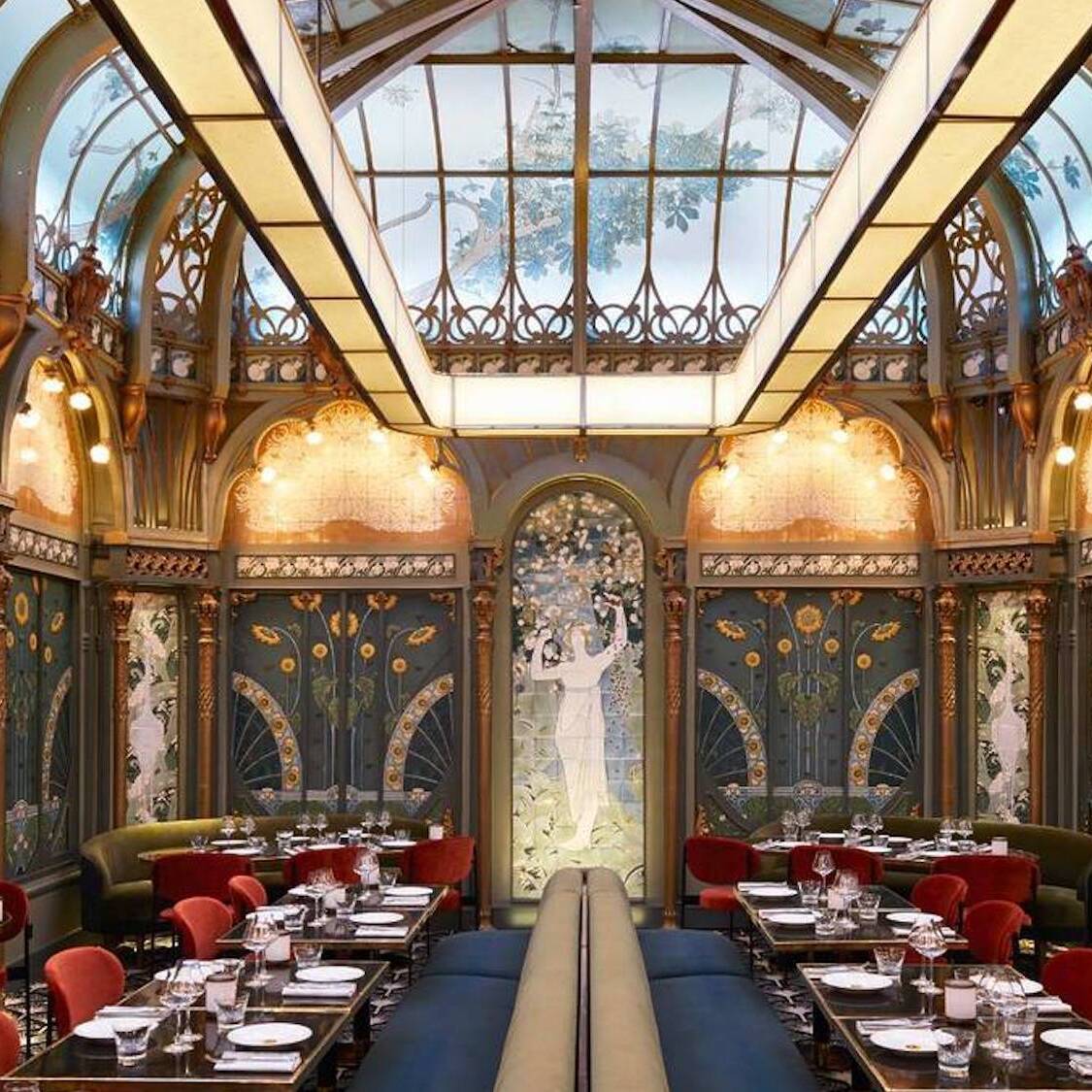 beefbar-paris-restaurant-art-nouveau-verrie-re-via