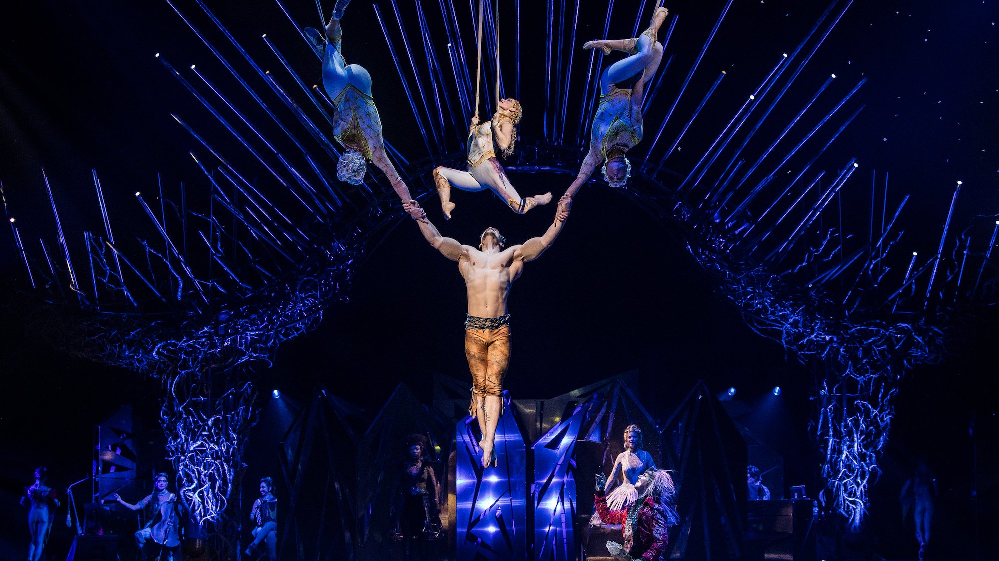 cirque-du-soleil-alegria-paris-hiver-2025-le-bonbo