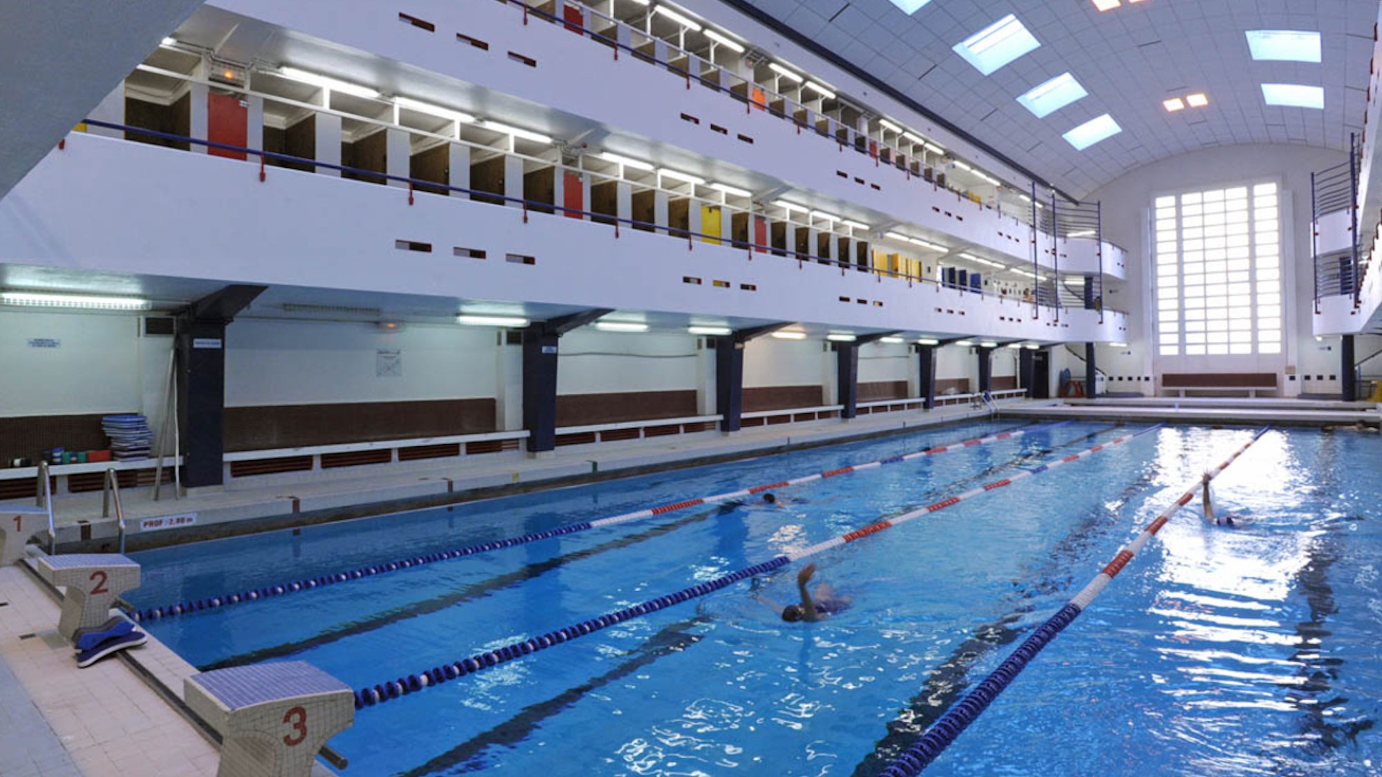 piscine-cha-teau-landon-plus-vieille-paris-france-