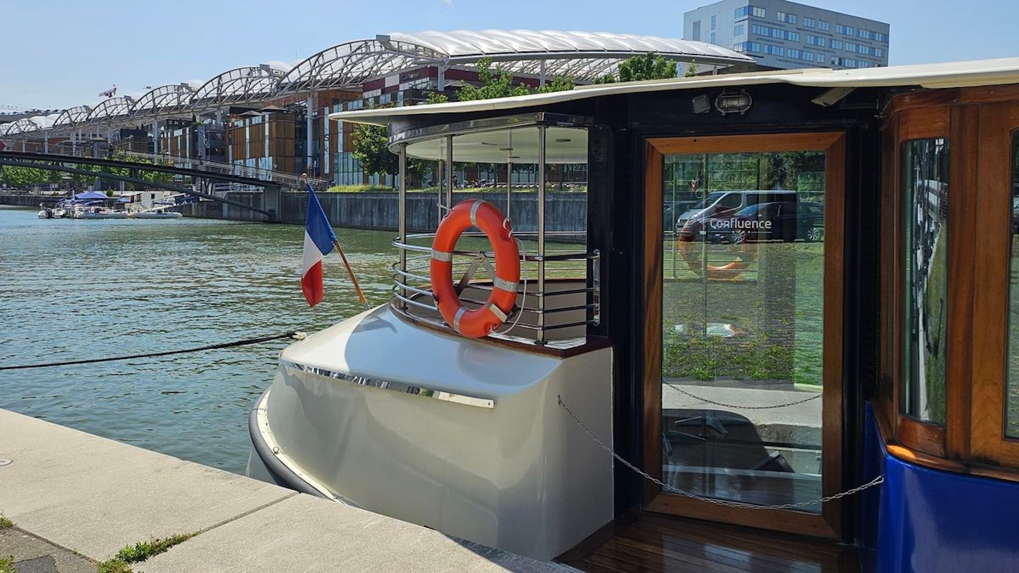 navette-fluviale-tcl-navigone-saone-lyon