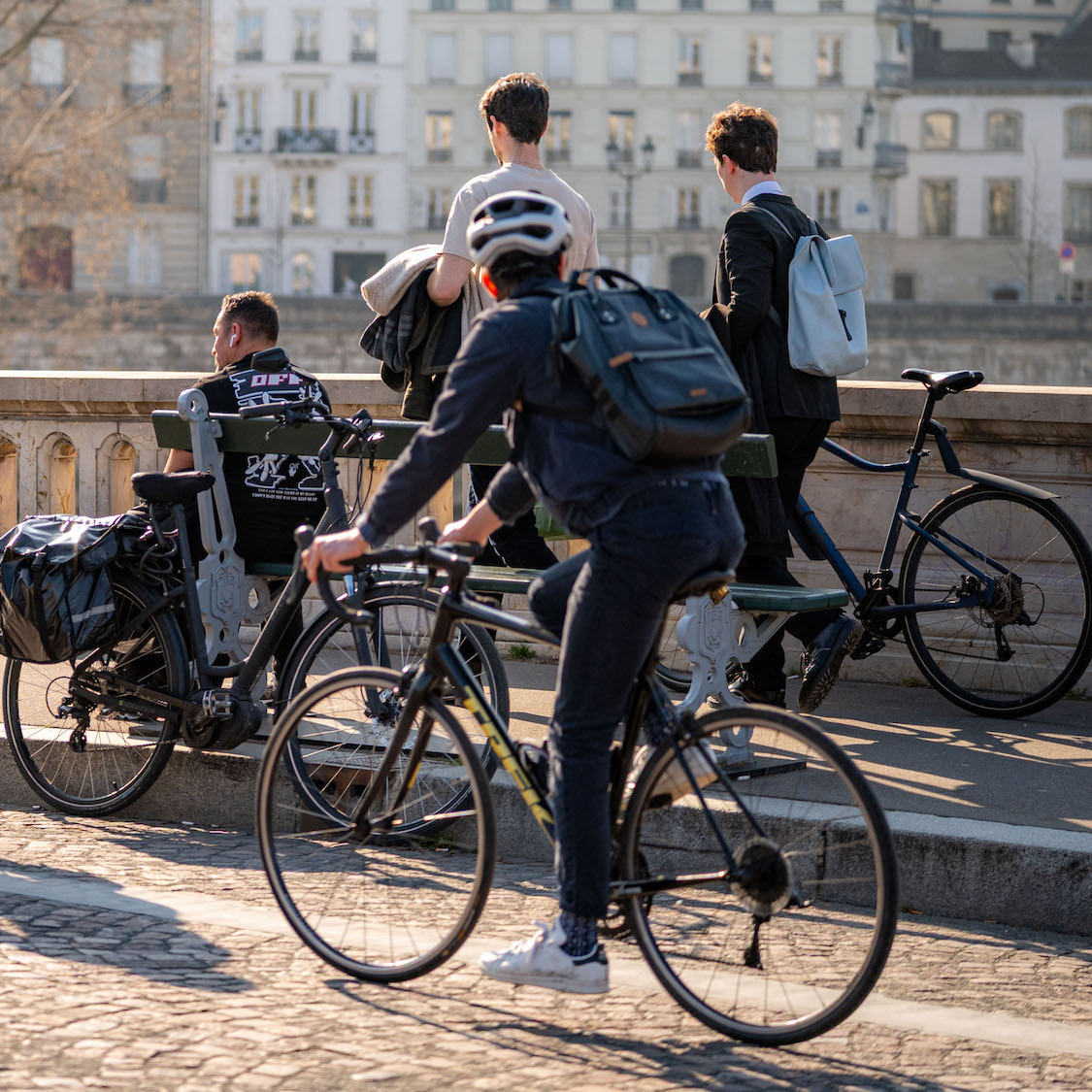 velo-paris-quais-violences-routie-res-rapport-le-b