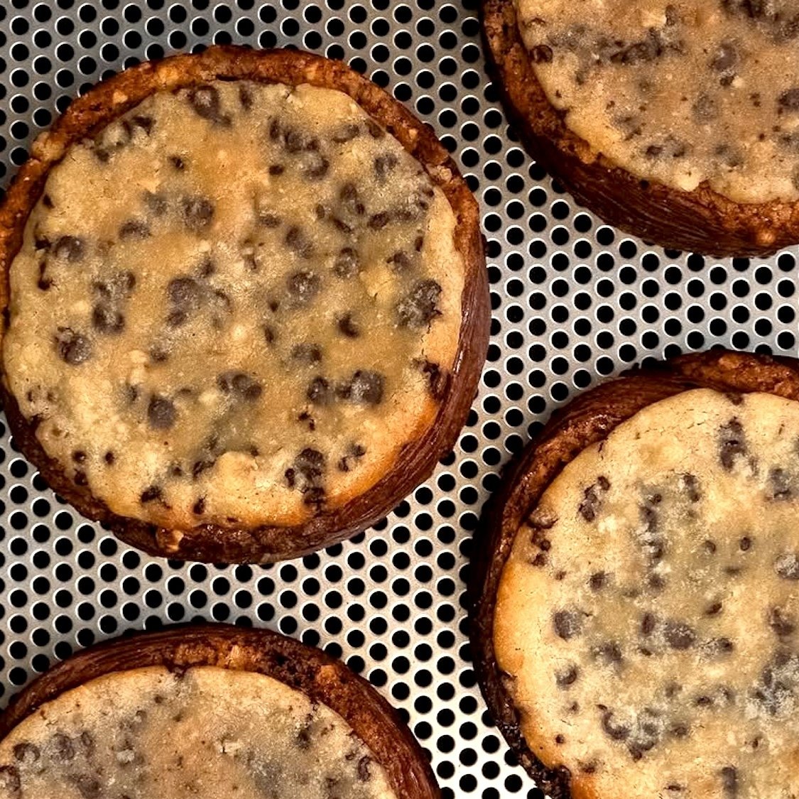 cookie-roll-the-french-bastards
