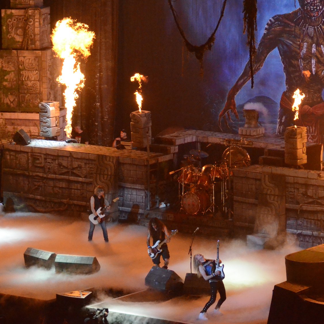 iron-maiden-concert-paris-bar-ephemere-eddies-dive