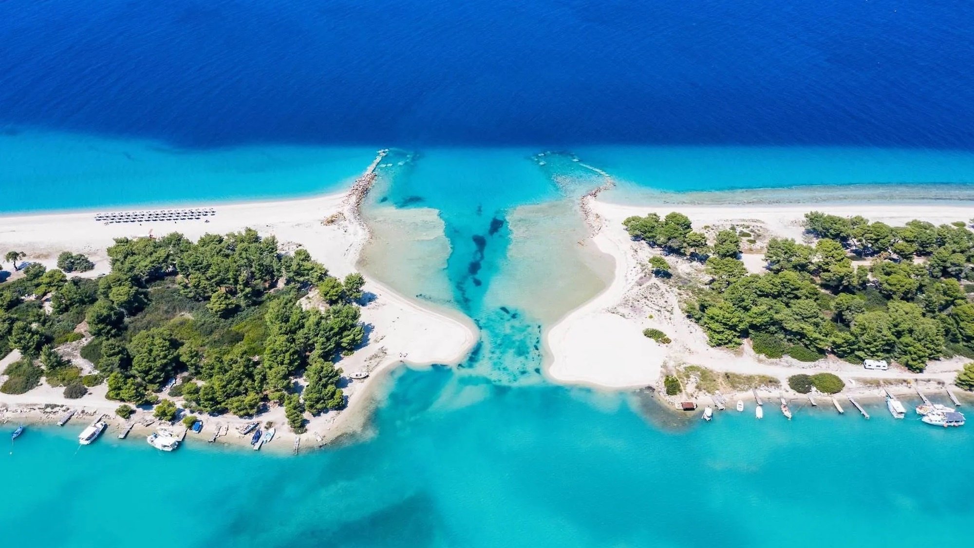 plus-belle-plage-europe-grece-le-bonbon-paris